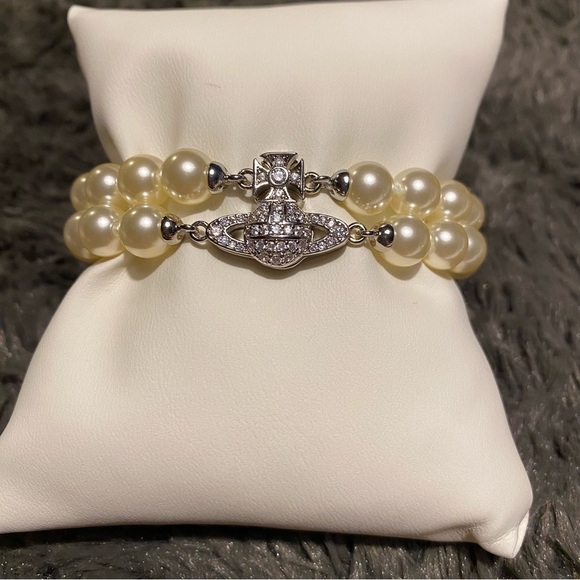 Vivienne Westwood Graziella double strand bracelet with magnetic clasp - Picture 2 of 7